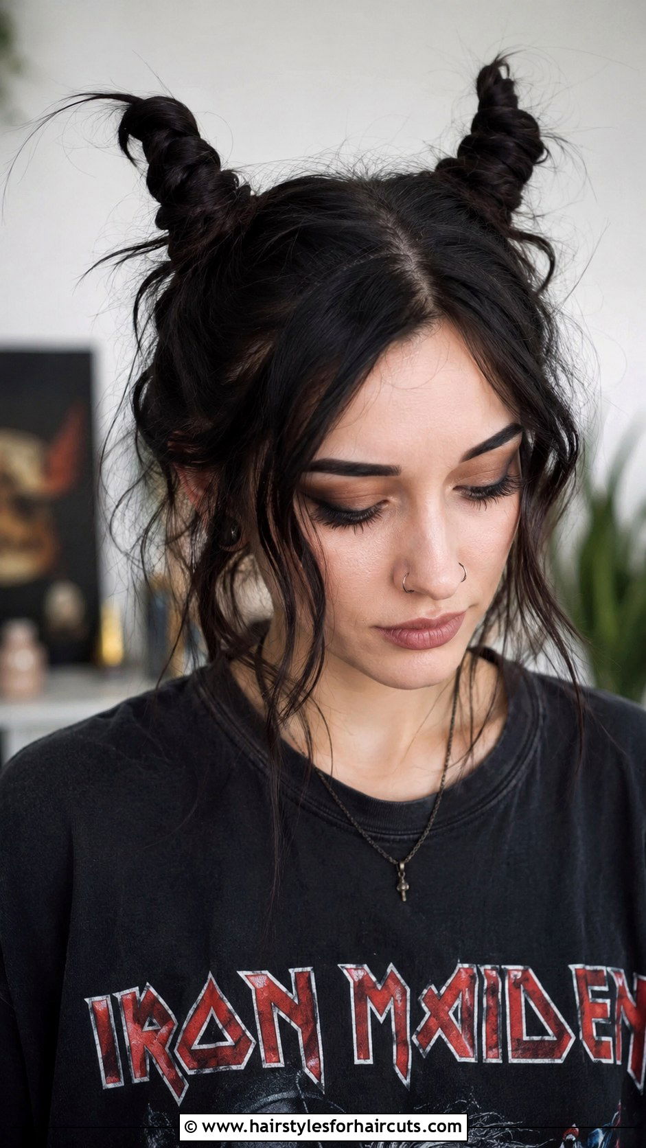 Messy Grunge Hair Horns - 25 hair horns hairstyles - 25 hair horns hairstyles