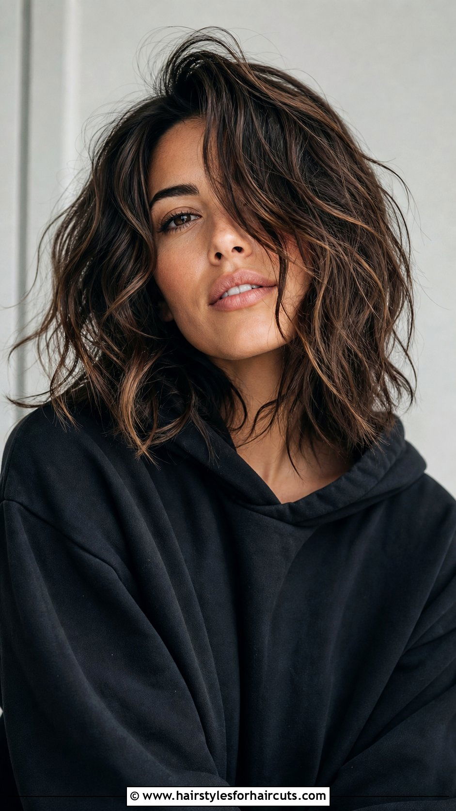 Messy Lob Haircut For Thick Hair - 25 low maintenance thick hair lob haircuts - 25 low maintenance thick hair lob haircuts