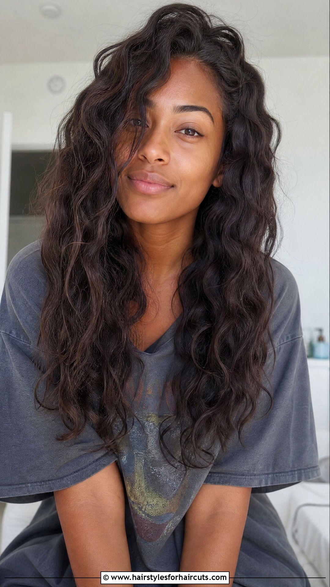 Messy Mermaid Waves - 25 mermaid hairstyles - 25 mermaid hairstyles