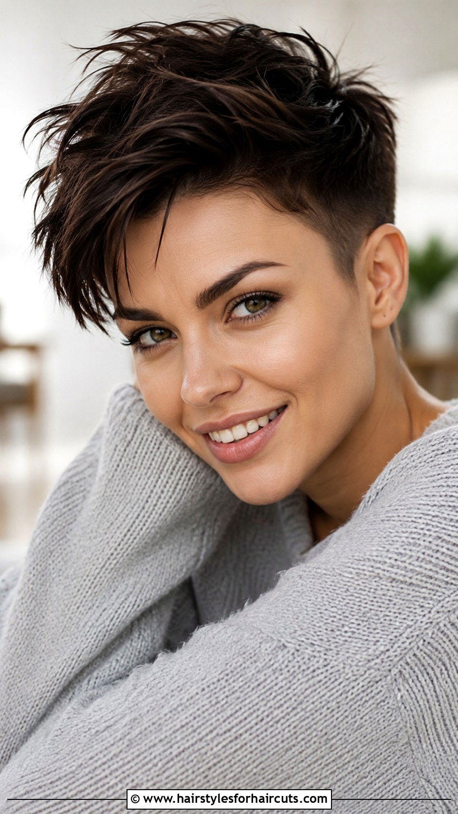 Messy Ruby Rose Pixie - 25 short hair ruby rose haircuts - 25 short hair ruby rose haircuts