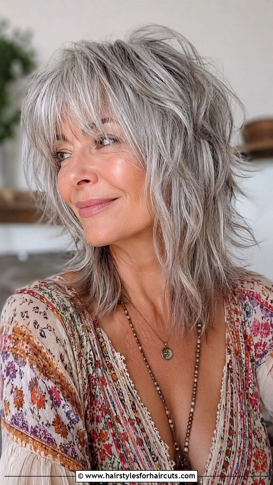 Messy Shag For Silver Hair - 25 short haircuts for women with grey hair - 25 short haircuts for women with grey hair
