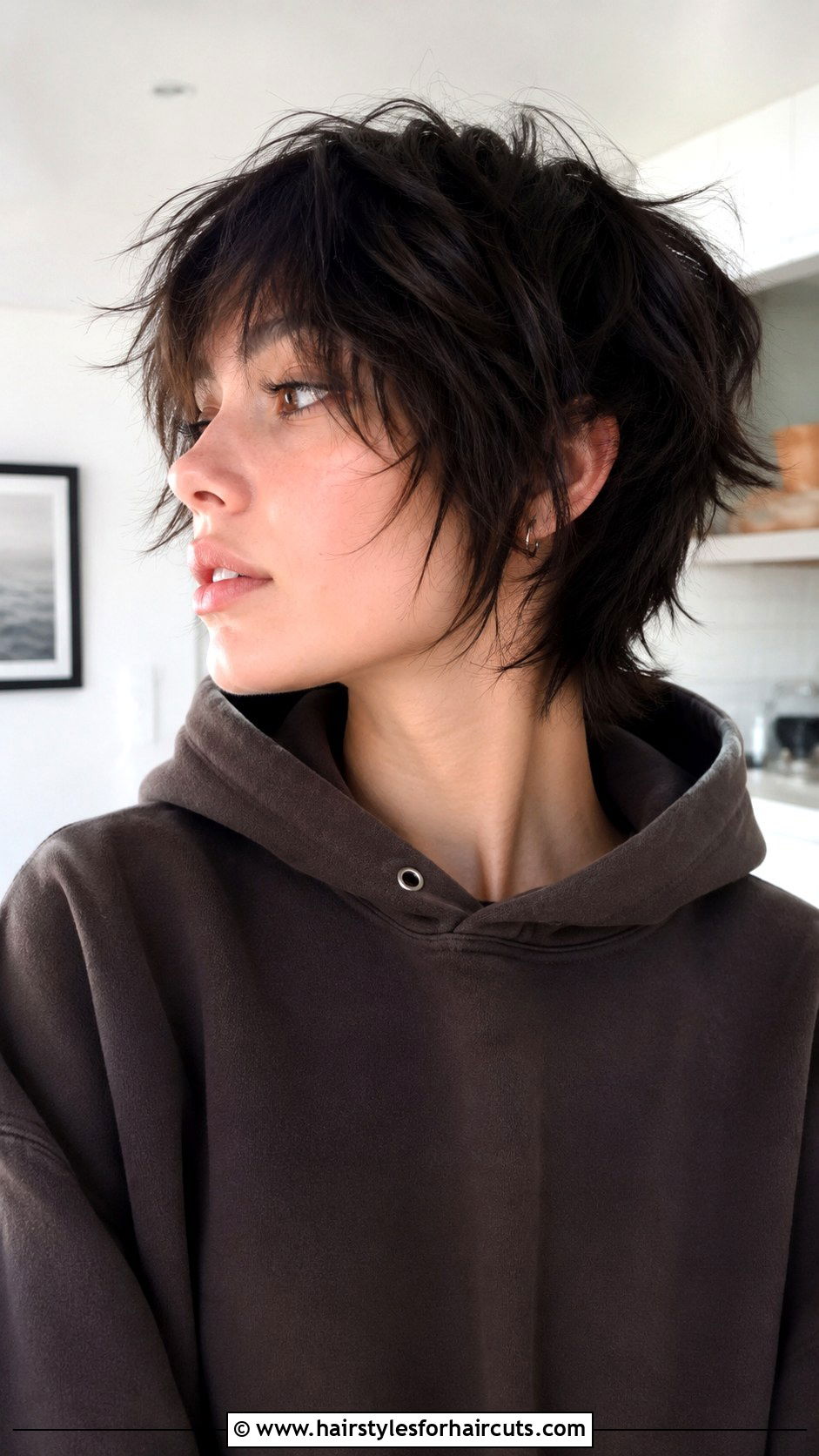Messy Short Shag Haircut - 25 short shaggy haircuts for thick hair - 25 short shaggy haircuts for thick hair