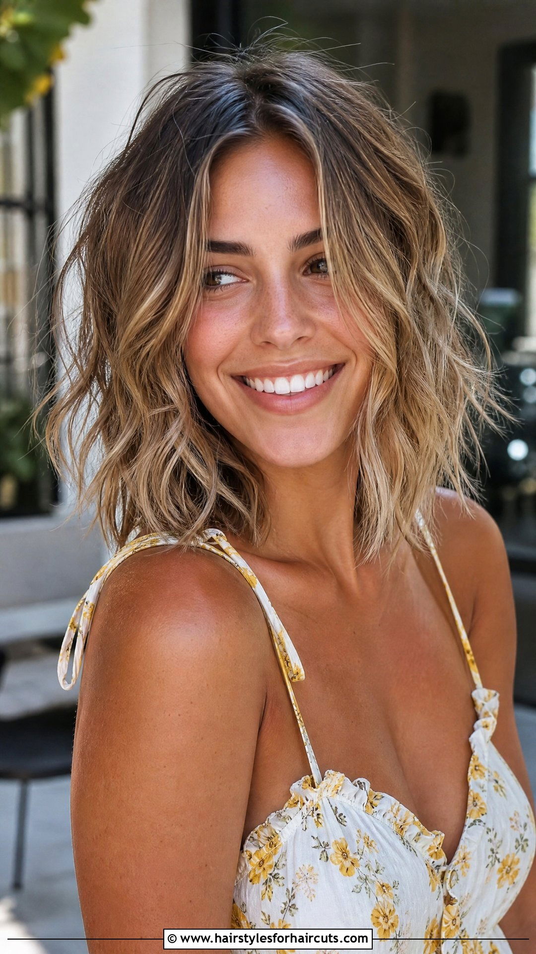 Messy Shoulder Length Waves - 25 clay for hairstyles - 25 clay for hairstyles