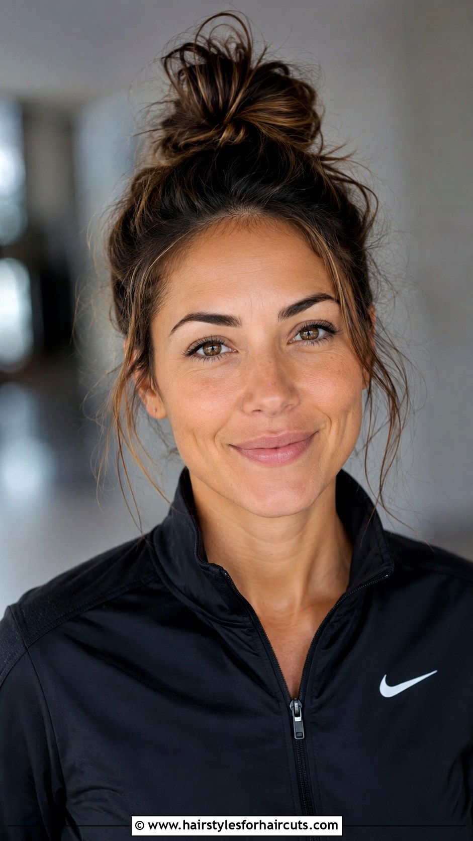 Messy Top Knot Bun - 25 cheerleader hairstyles - 25 cheerleader hairstyles