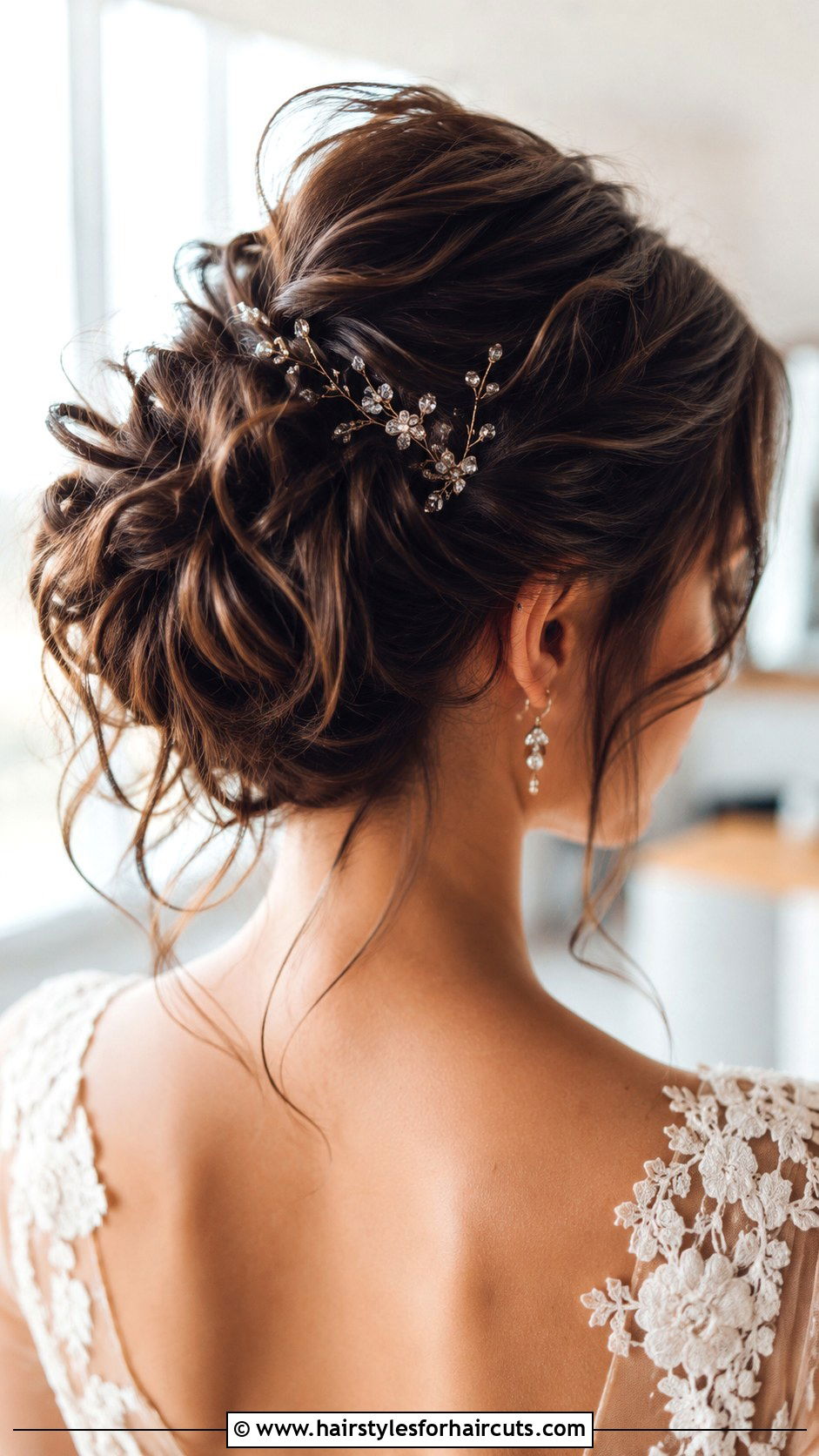 Messy Updo With Decorative Pins - 25 bridal hairstyles for short thin hair - 25 bridal hairstyles for short thin hair
