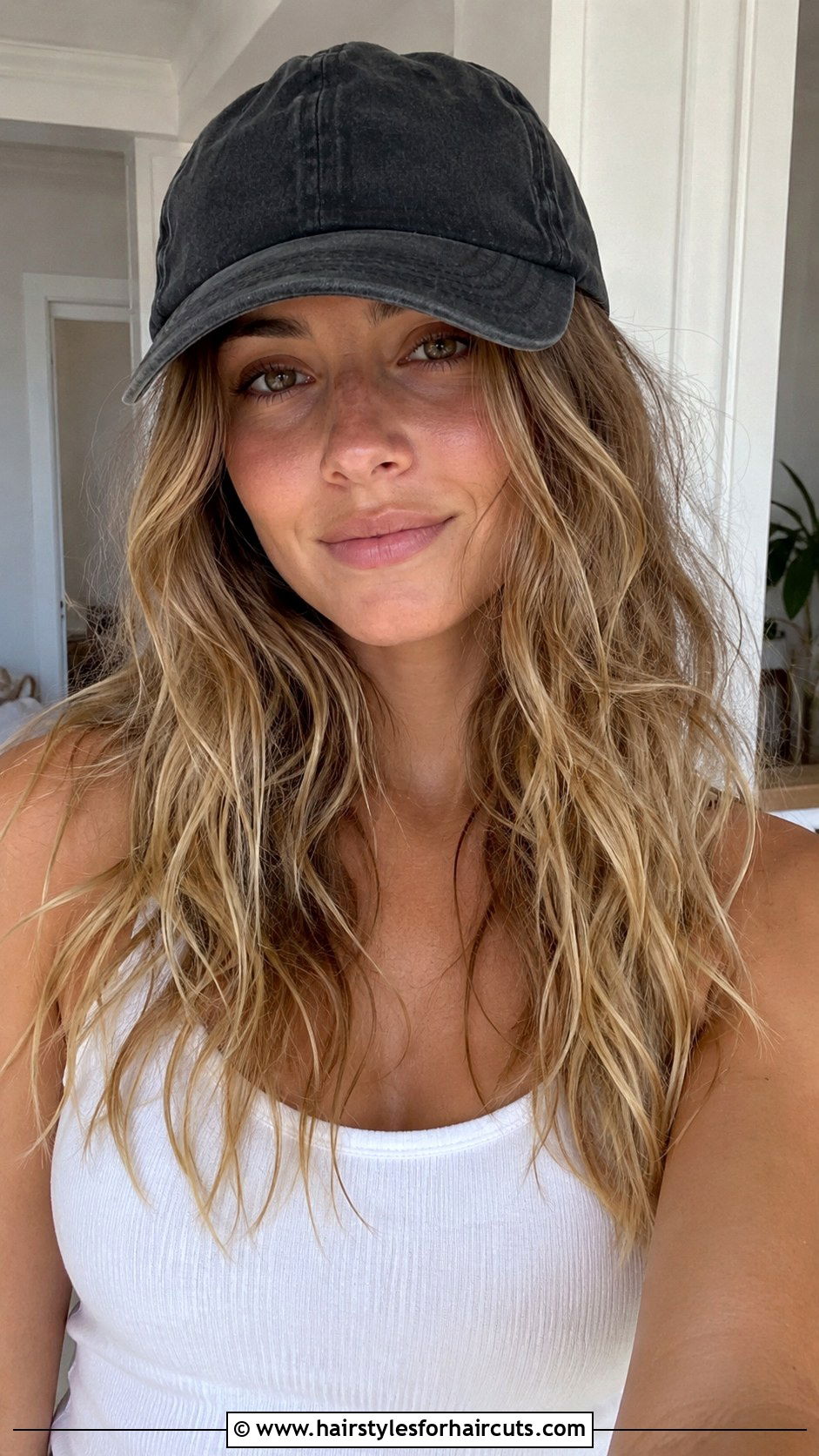 Messy Waves - 25 baseball cap hairstyles medium length hair - 25 baseball cap hairstyles medium length hair