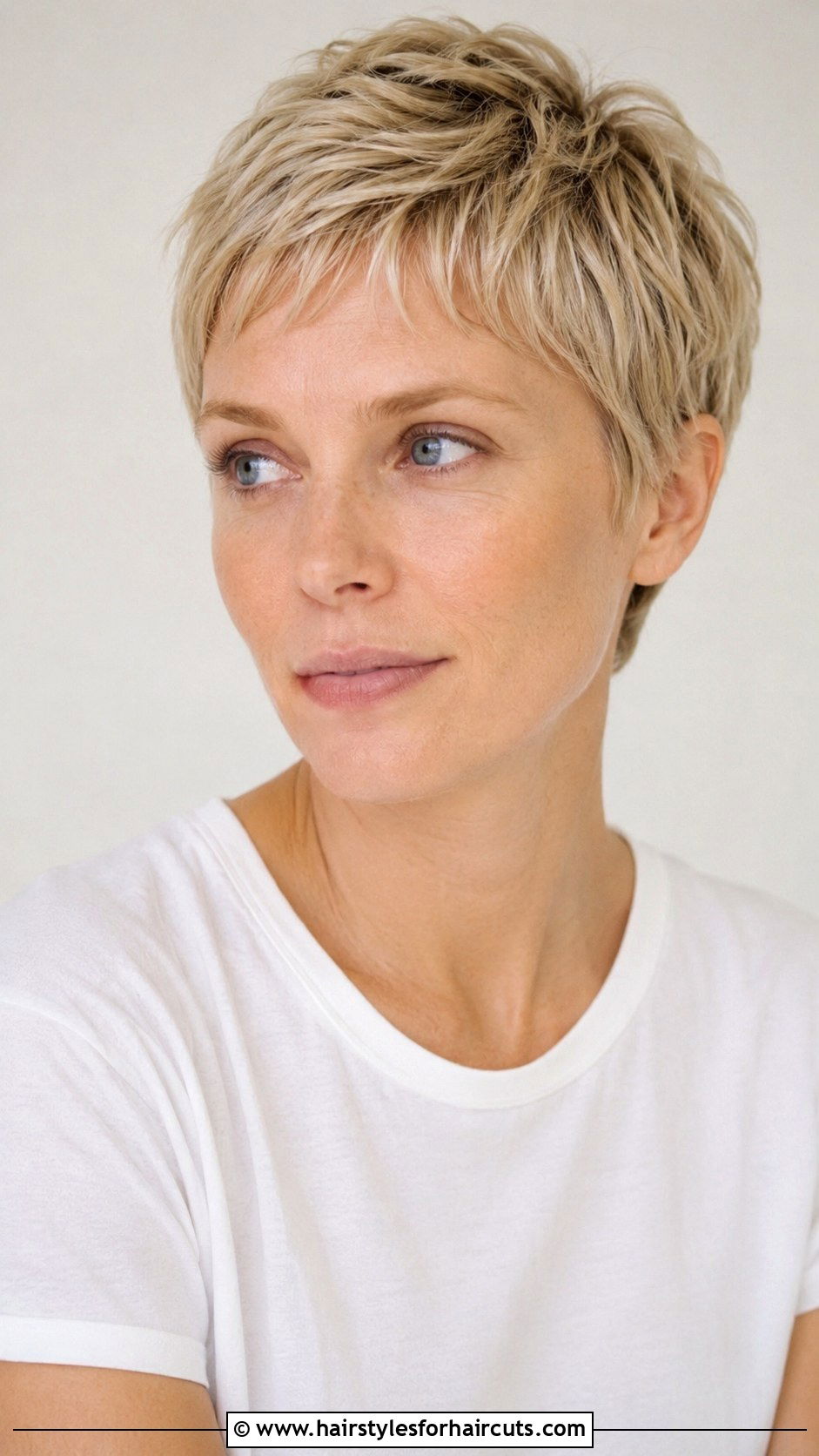 Mia Farrow Pixie - 25 60s hairstyles - 25 60s hairstyles