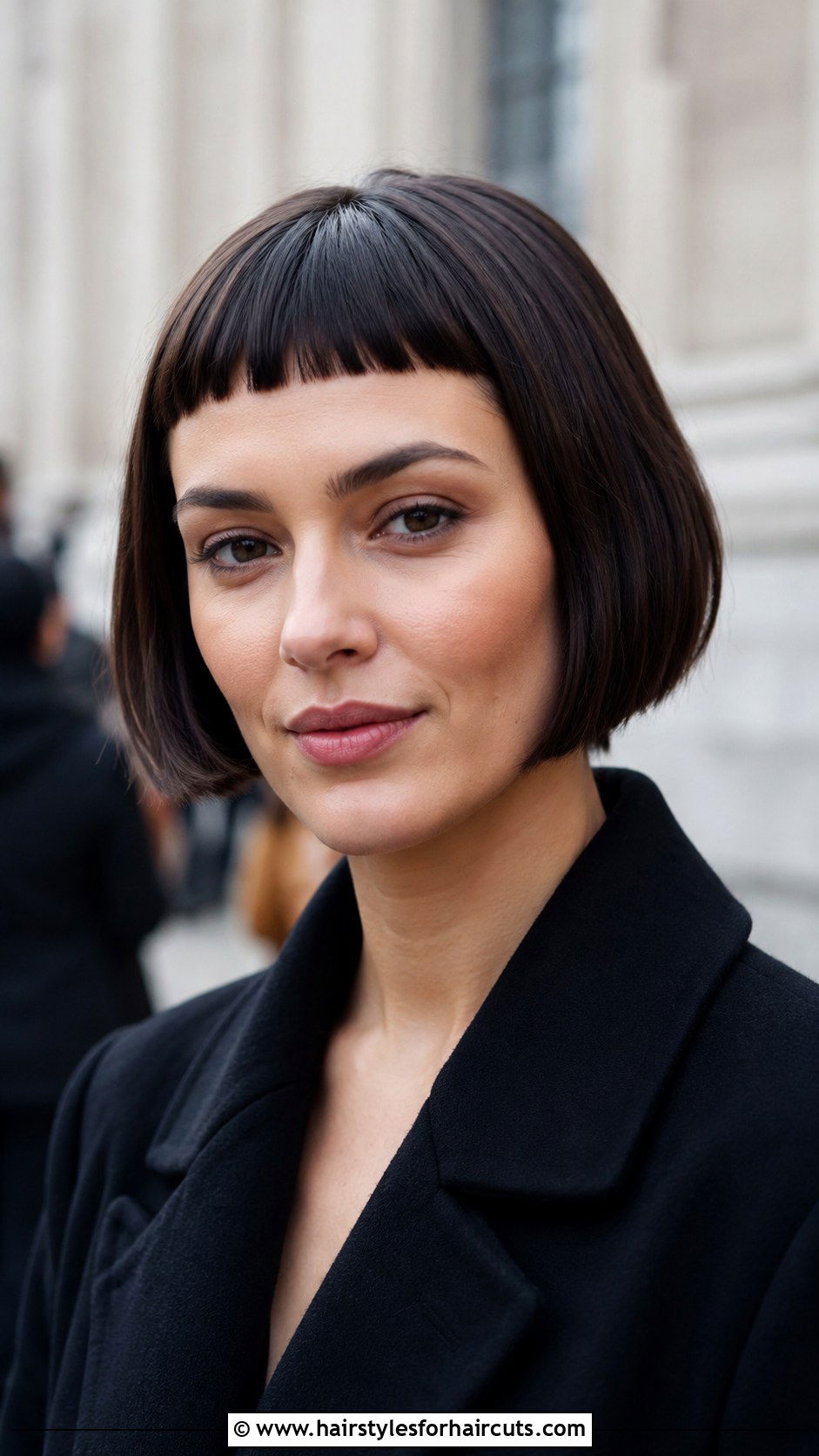 Micro Bangs Bob - 25 haircuts cool - 25 haircuts cool
