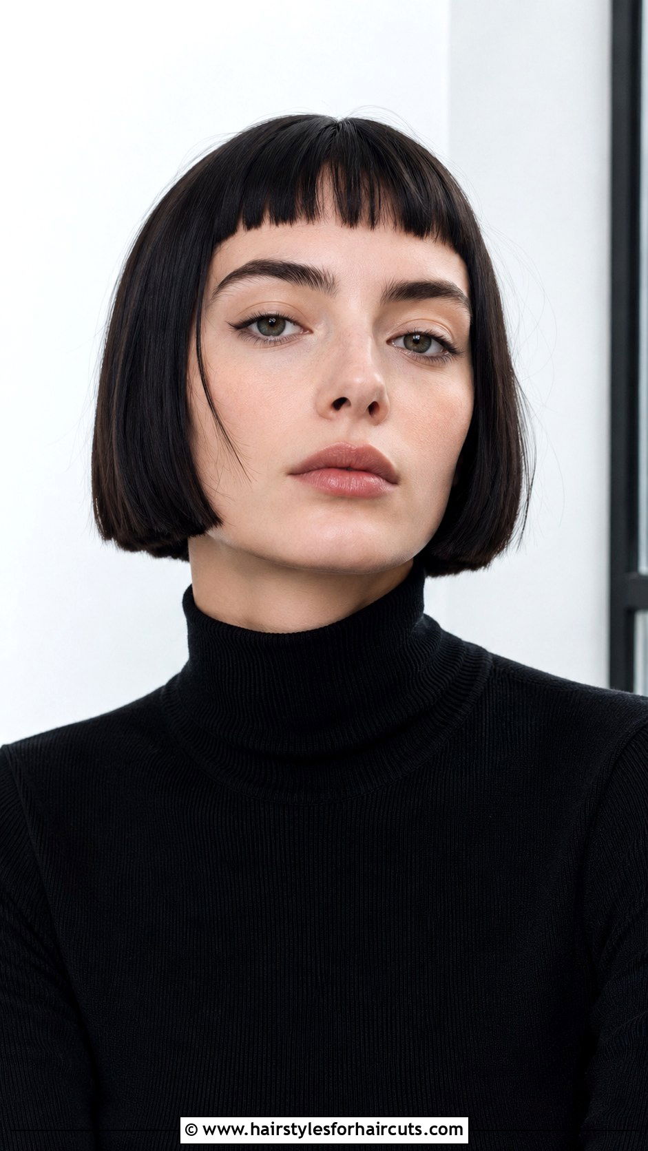 Micro Bangs Bob - 25 back to school haircuts - 25 back to school haircuts
