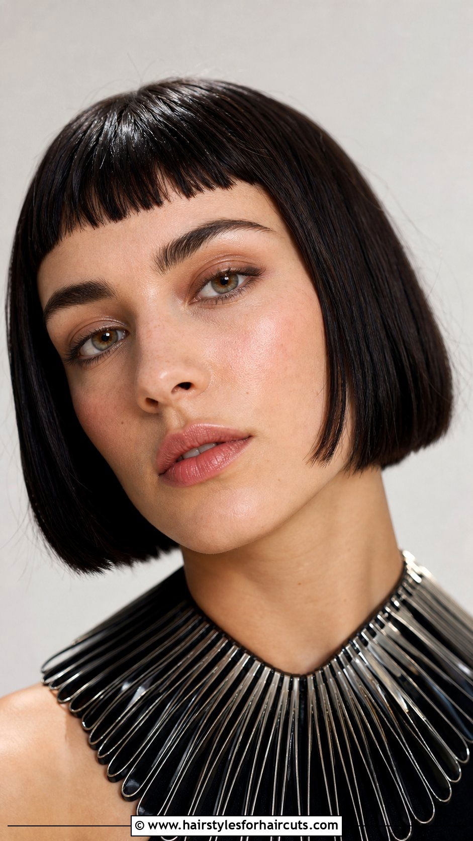 Micro Bangs Bob Haircut - 25 hairstyles for 30 year old women - 25 hairstyles for 30 year old women