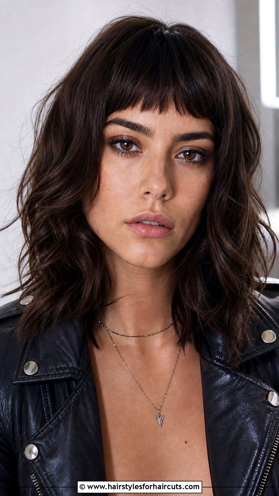 Micro Bangs Medium Hair - 25 womens medium length hairstyles - 25 women's medium length hairstyles