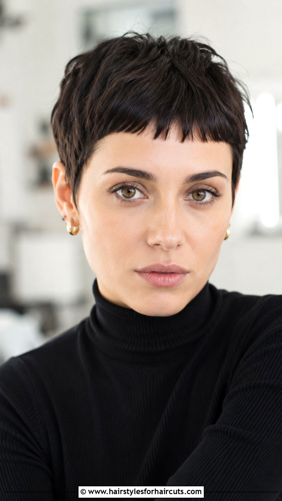 Micro Bangs Pixie - 25 haircuts stores - 25 haircuts stores