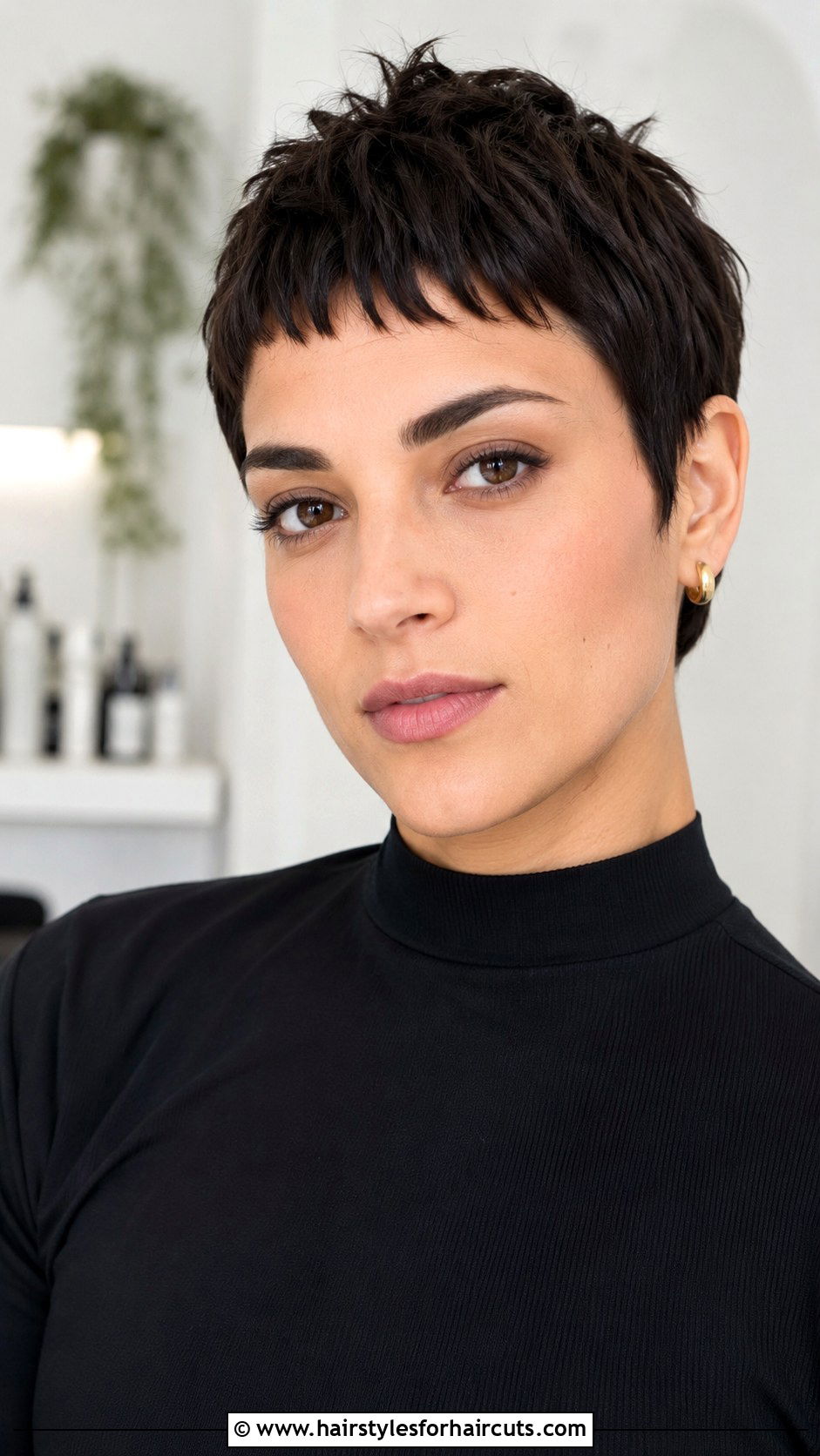 Micro Bangs Pixie - 25 best fine hair haircuts - 25 best fine hair haircuts