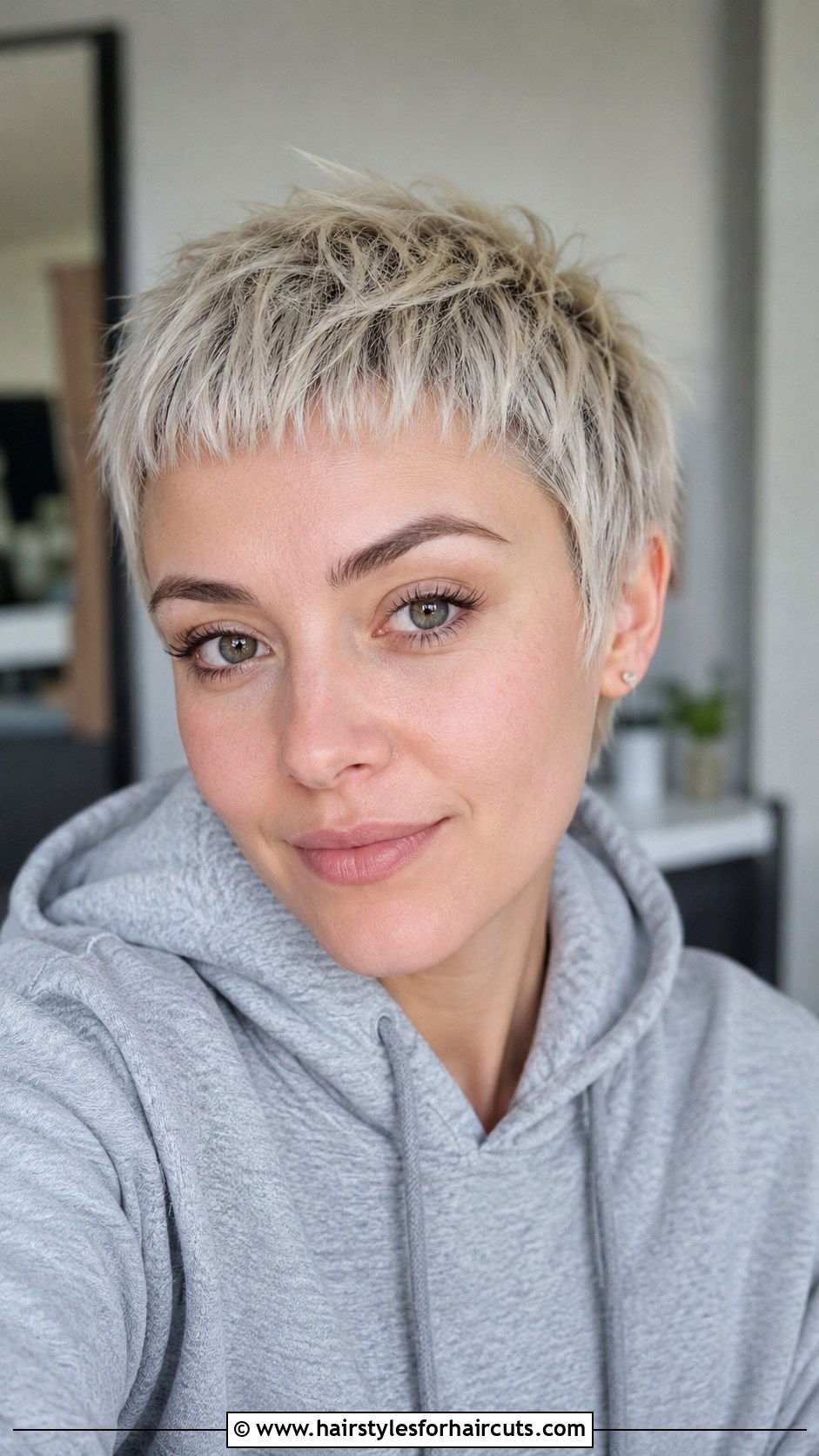 Micro Bangs Pixie For Thin Hair - 25 haircuts ideas for women with thin hair - 25 haircuts ideas for women with thin hair