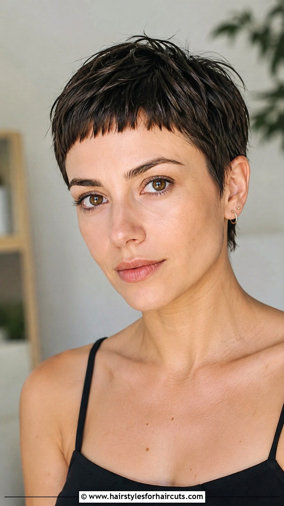 Micro Bangs Pixie Haircut - 25 designer haircuts - 25 designer haircuts