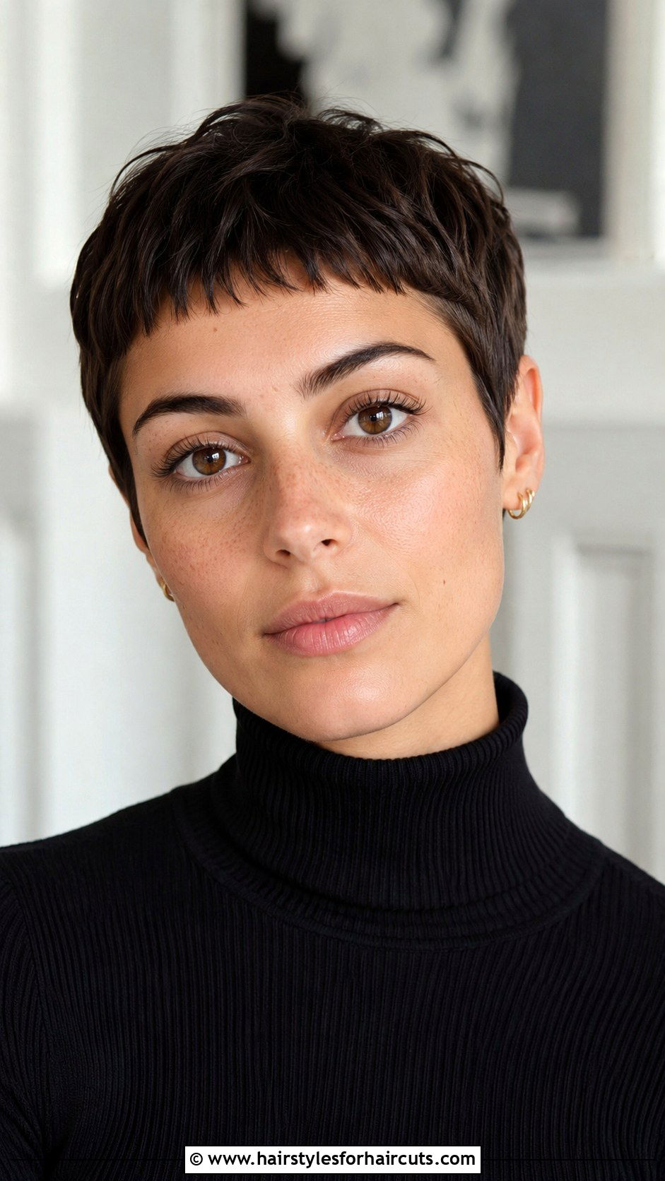 Micro Bangs Short Hair - 25 girls with short hairstyles - 25 girls with short hairstyles