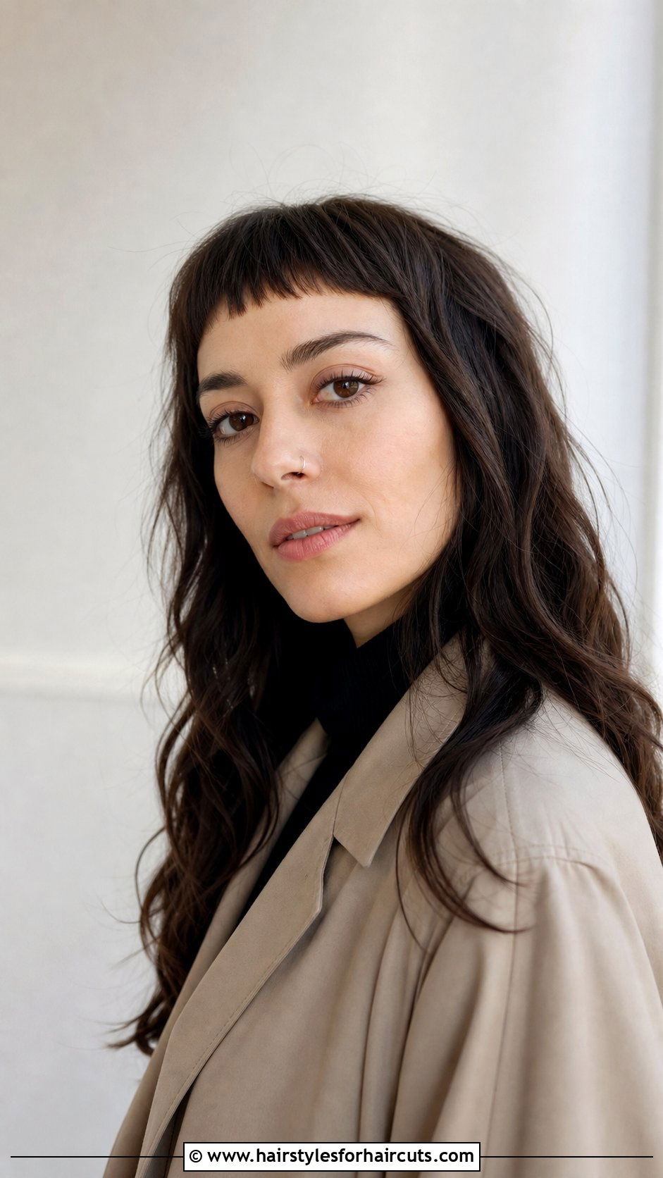 Micro Bangs Wavy Haircut - 25 haircuts for 2b 2c hair - 25 haircuts for 2b 2c hair