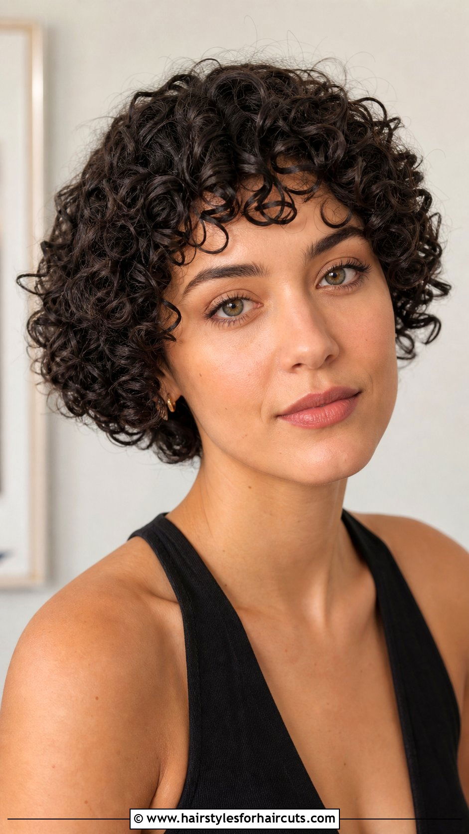 Micro Bob For Curly Hair - 25 haircuts for curly wavy hair - 25 haircuts for curly wavy hair