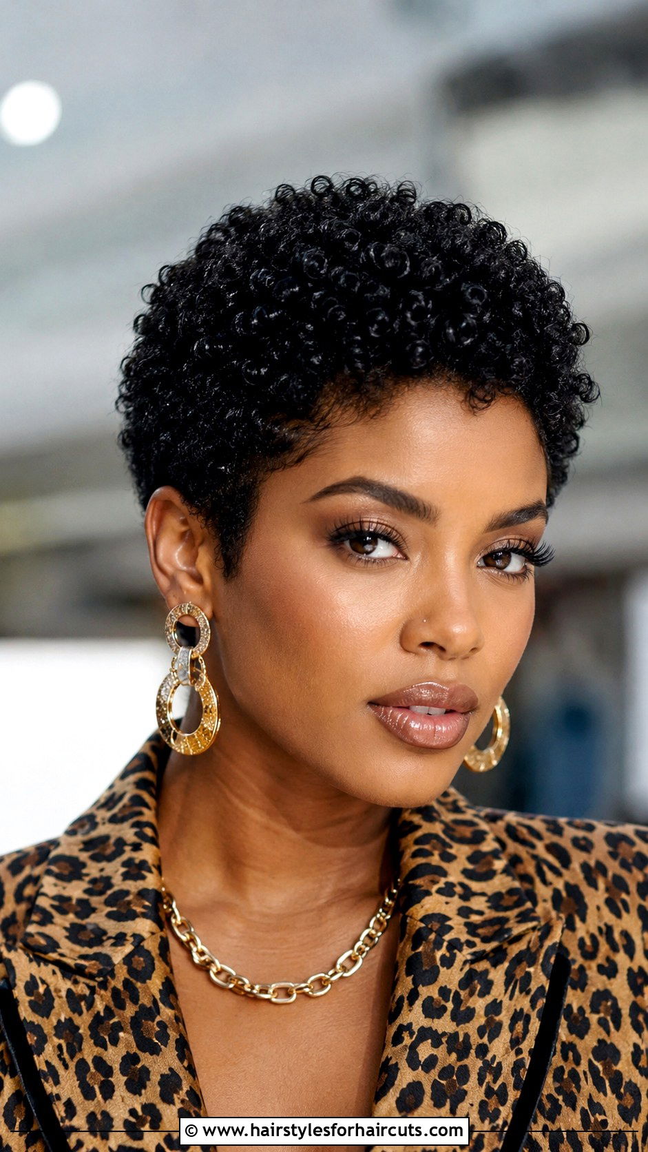 Micro Curls On Short Hair - 25 curling iron hairstyles for short hair - 25 curling iron hairstyles for short hair