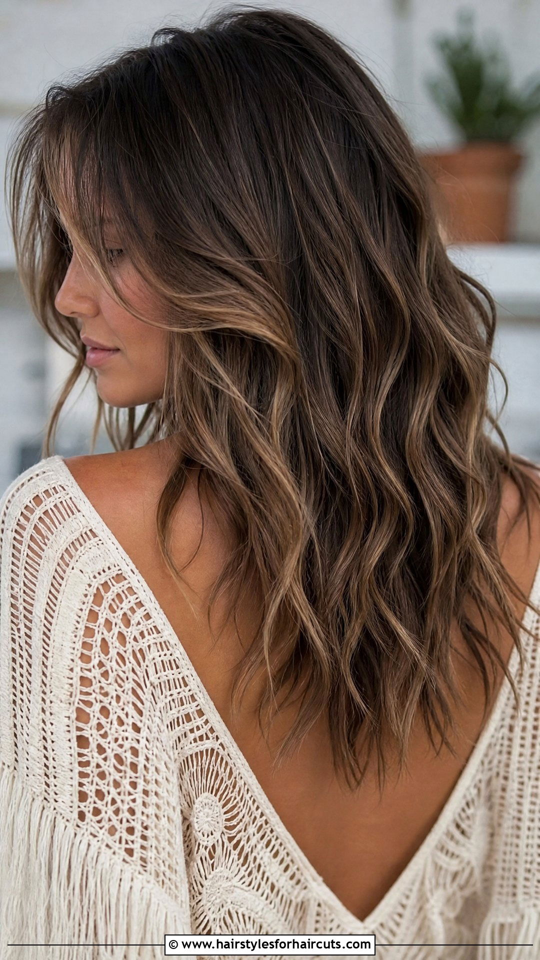 Mid Back Wavy Layered Cut - 25 mid back length haircuts - 25 mid back length haircuts