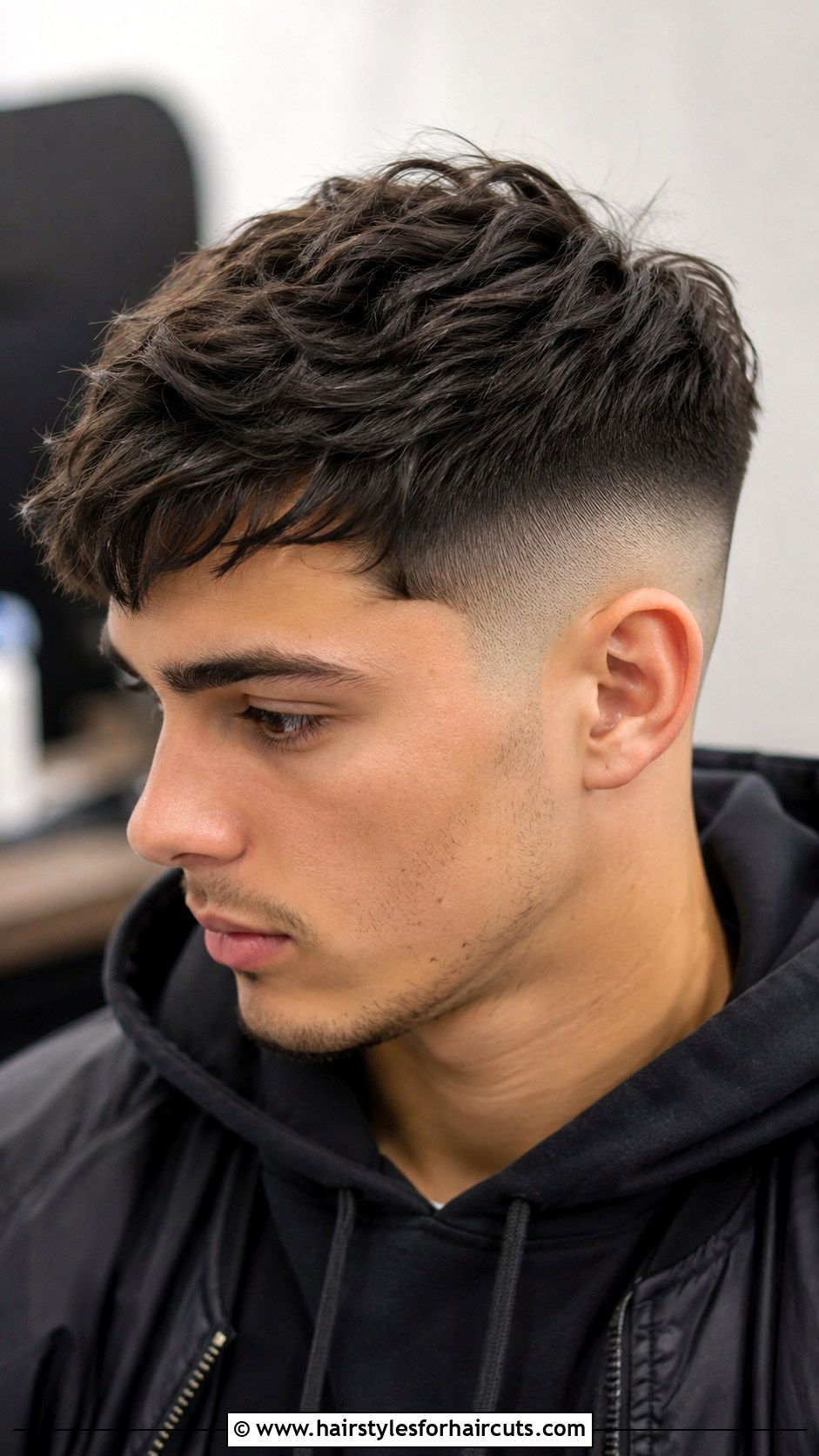 Mid Fade Haircut for Men - 25 best haircuts for diamond shaped face - 25 best haircuts for diamond shaped face