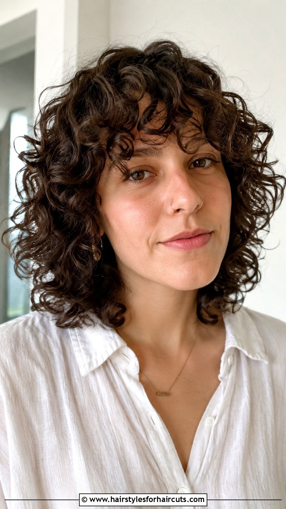 Mid Length Curly Layers - 25 genderfluid haircuts for curly hair - 25 genderfluid haircuts for curly hair
