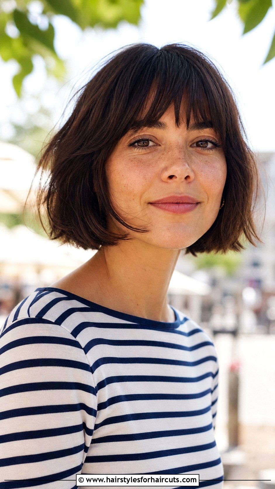 Mid Length French Bob - 25 hairstyles mid length hair - 25 hairstyles mid length hair
