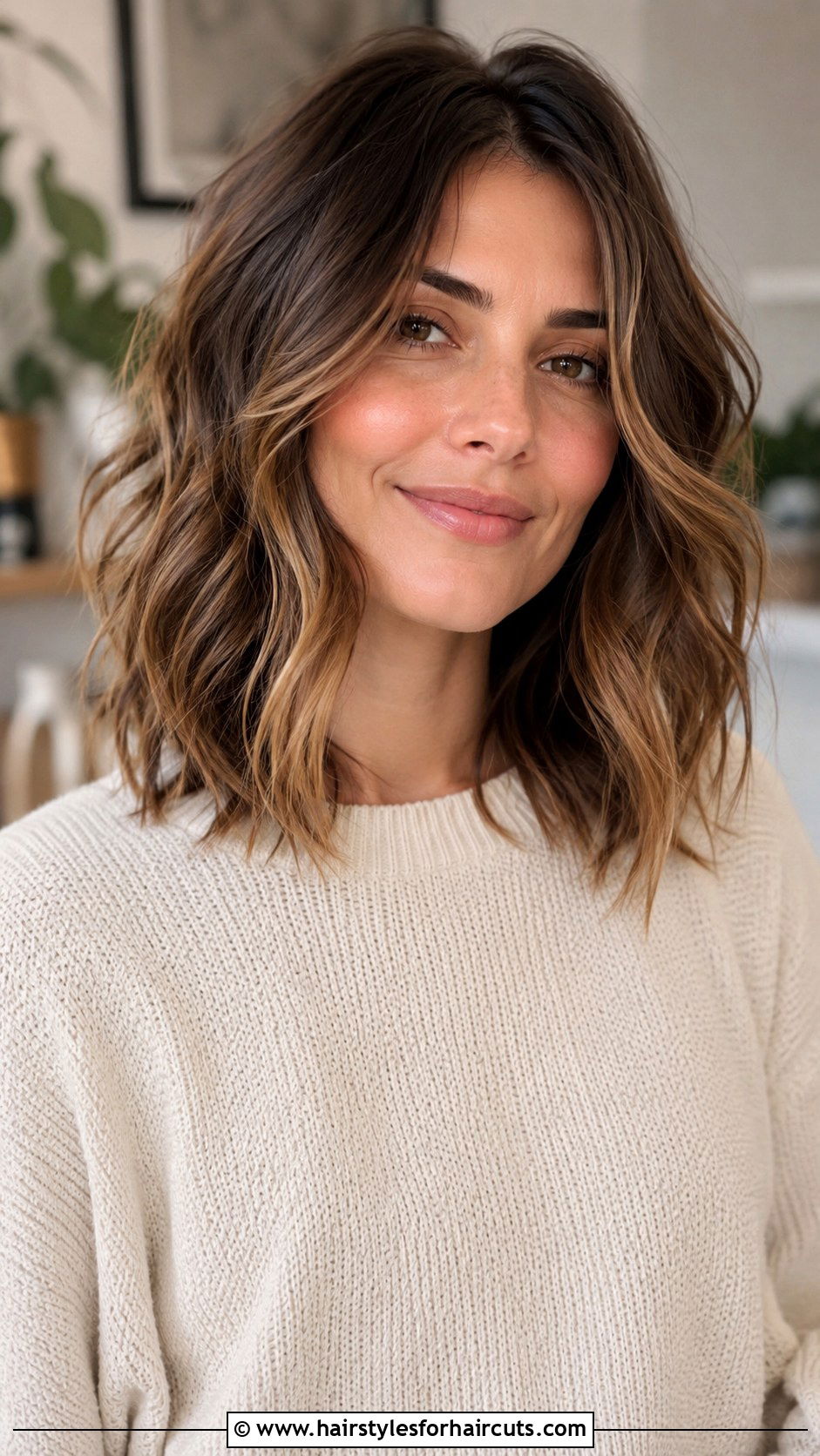 Mid Length Wavy Haircut With Face Framing - 25 haircuts for thin wavy hair - 25 haircuts for thin wavy hair