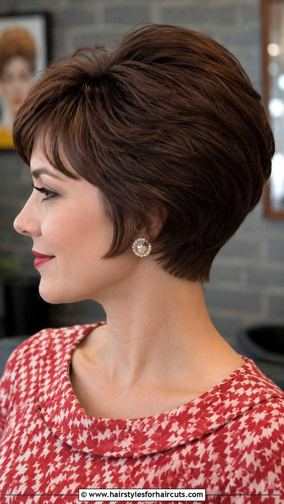 Mid Length Wedge Cut - 25 haircuts medium hair - 25 haircuts medium hair