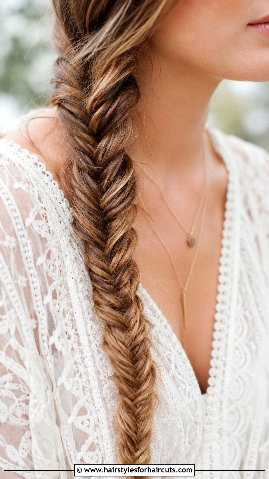 Middle Part Fishtail Braid - 25 middle part hairstyles - 25 middle part hairstyles