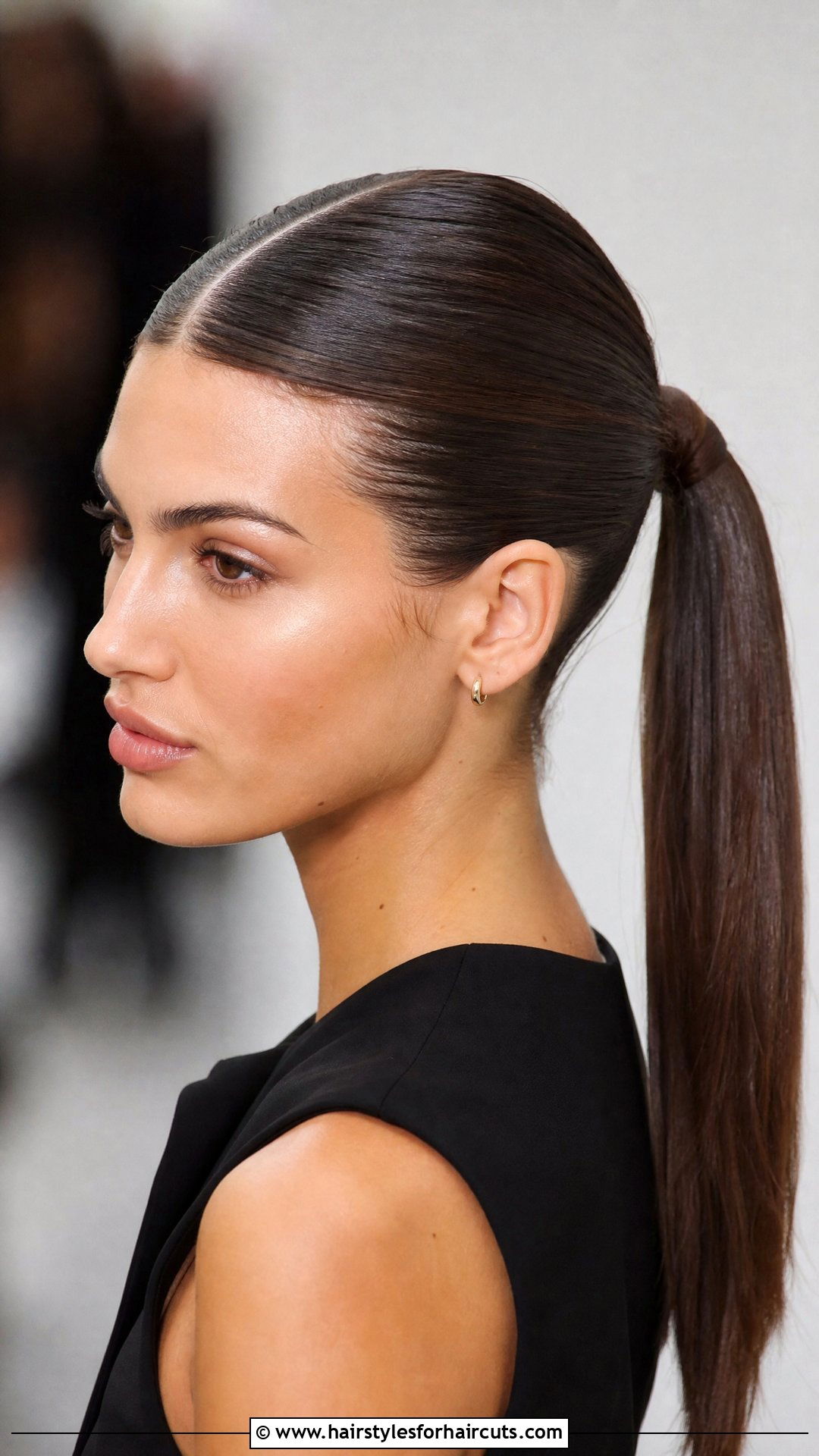 Middle Part Ponytail - 25 long hair ponytail hairstyles - 25 long hair ponytail hairstyles