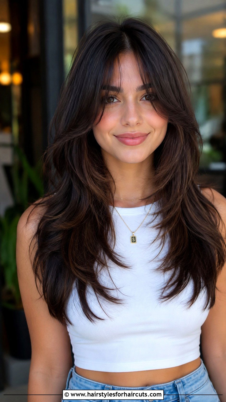 Middle Part Sleek Long Hair - 25 diamond face shape haircuts - 25 diamond face shape haircuts