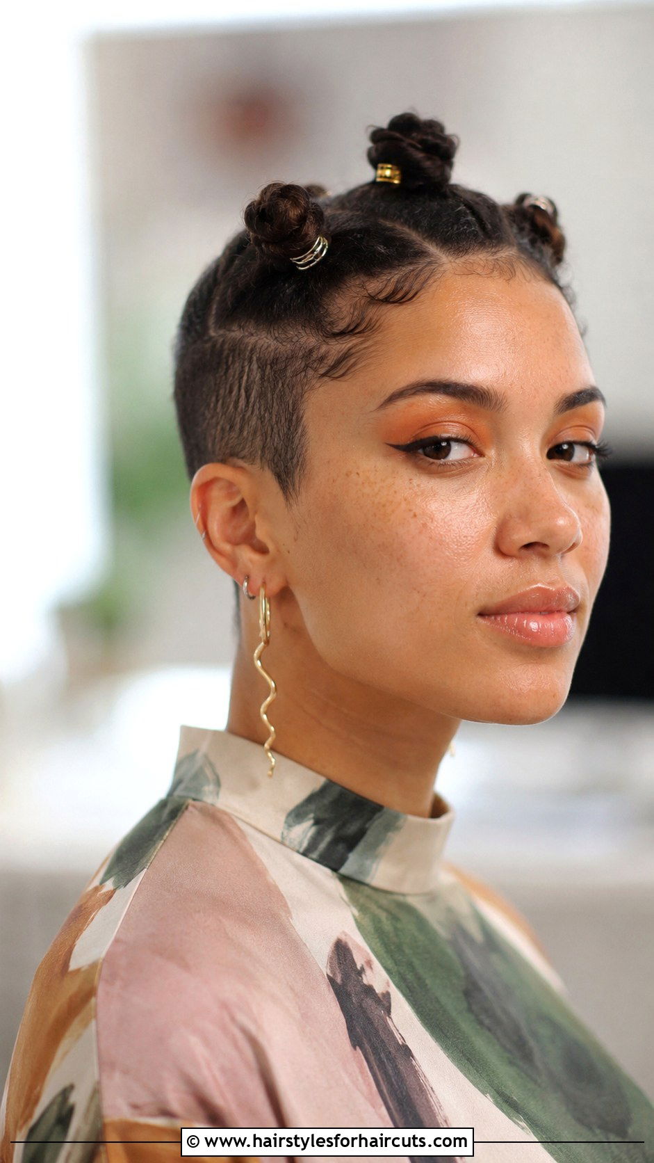 Mini Buns On Short Hair - 25 fancy hairstyles for short hair - 25 fancy hairstyles for short hair