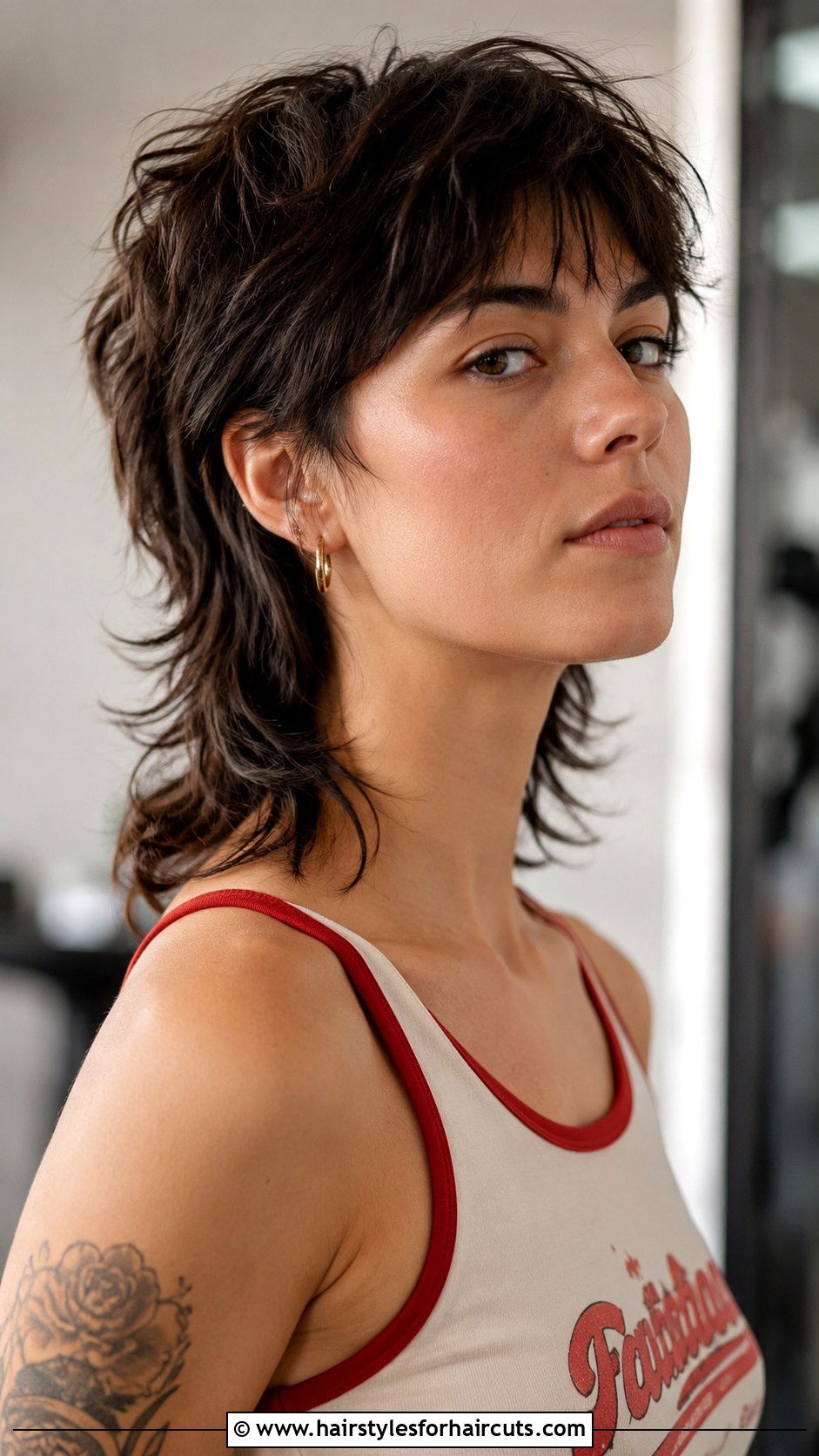 Modern Mullet - 25 best haircuts for fluffy hair - 25 best haircuts for fluffy hair