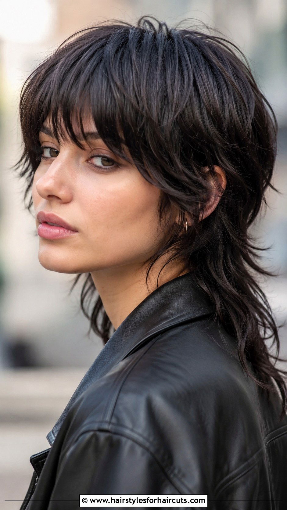 Modern Mullet Haircut - 25 haircuts classes - 25 haircuts classes