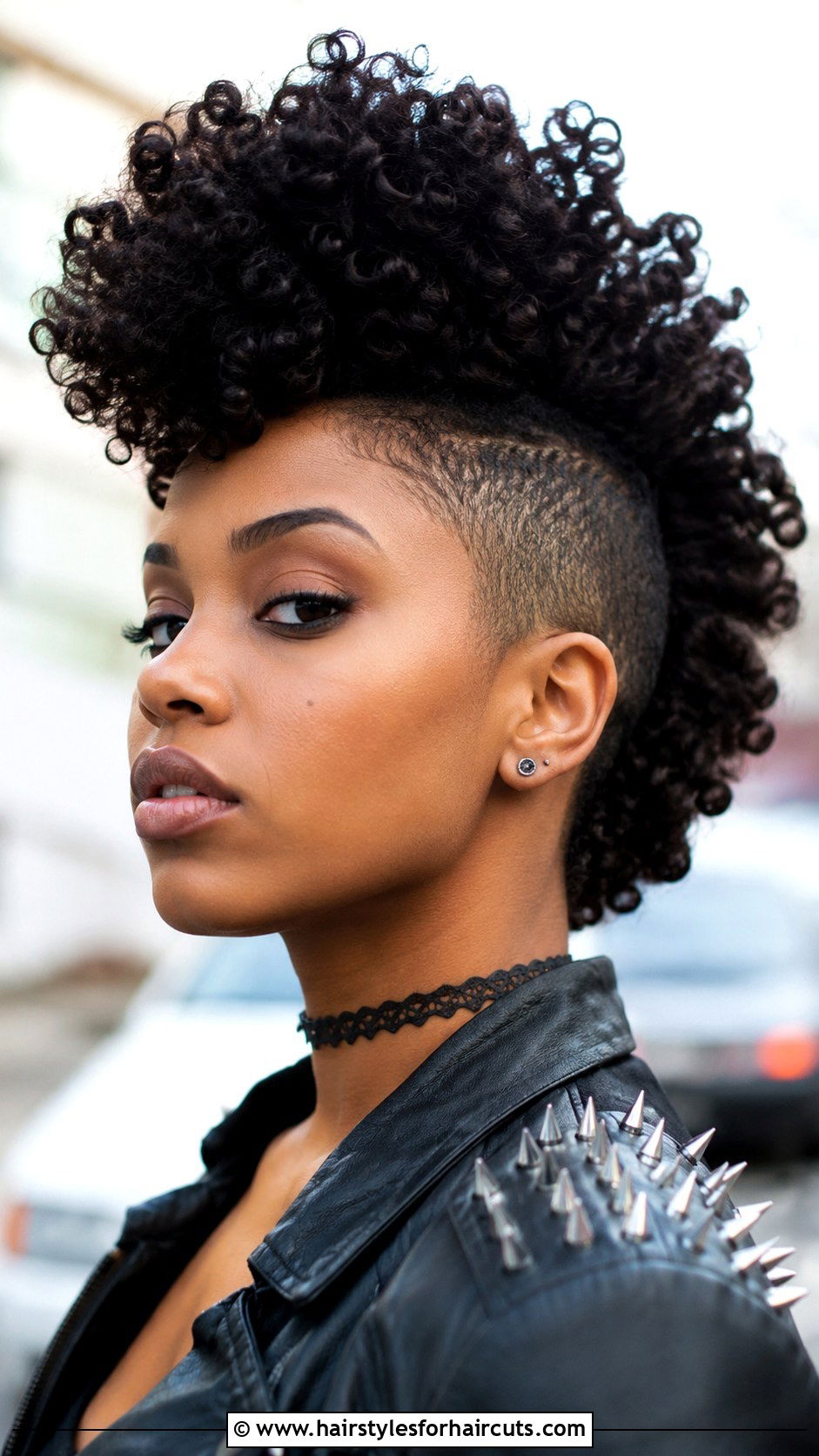 Mohawk With Curly Top - 25 cute hairstyles for curly hair black girl - 25 cute hairstyles for curly hair black girl