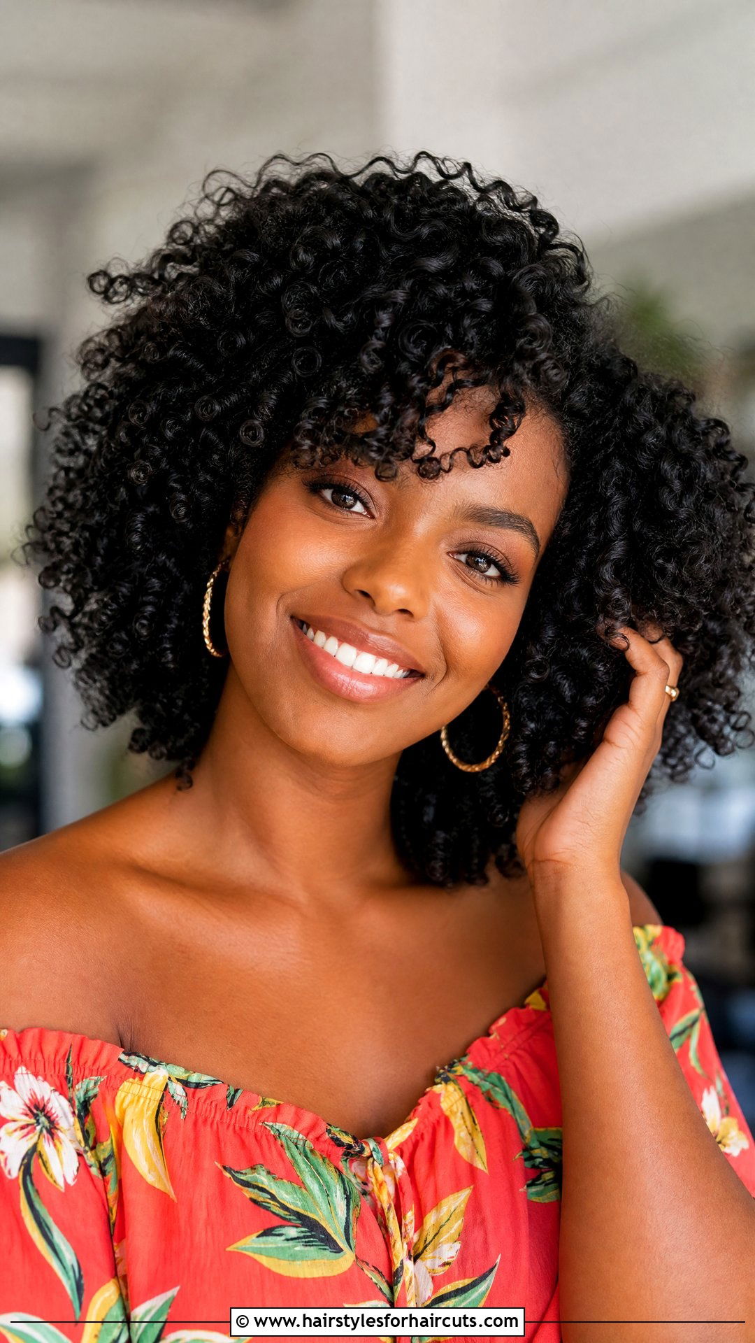 Natural Curls Hairstyle - 25 taurus hairstyles - 25 taurus hairstyles