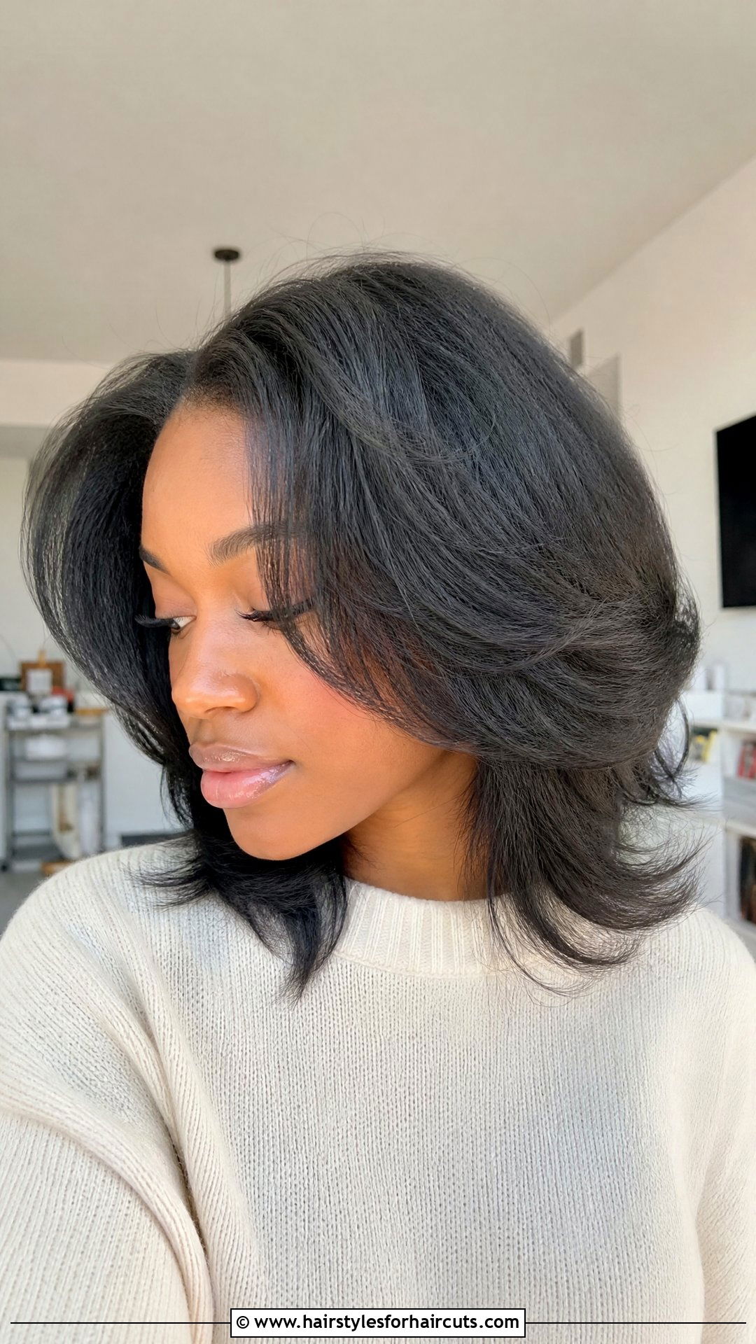 Natural Hair Flip Out - 25 flip hairstyles for black hair - 25 flip hairstyles for black hair