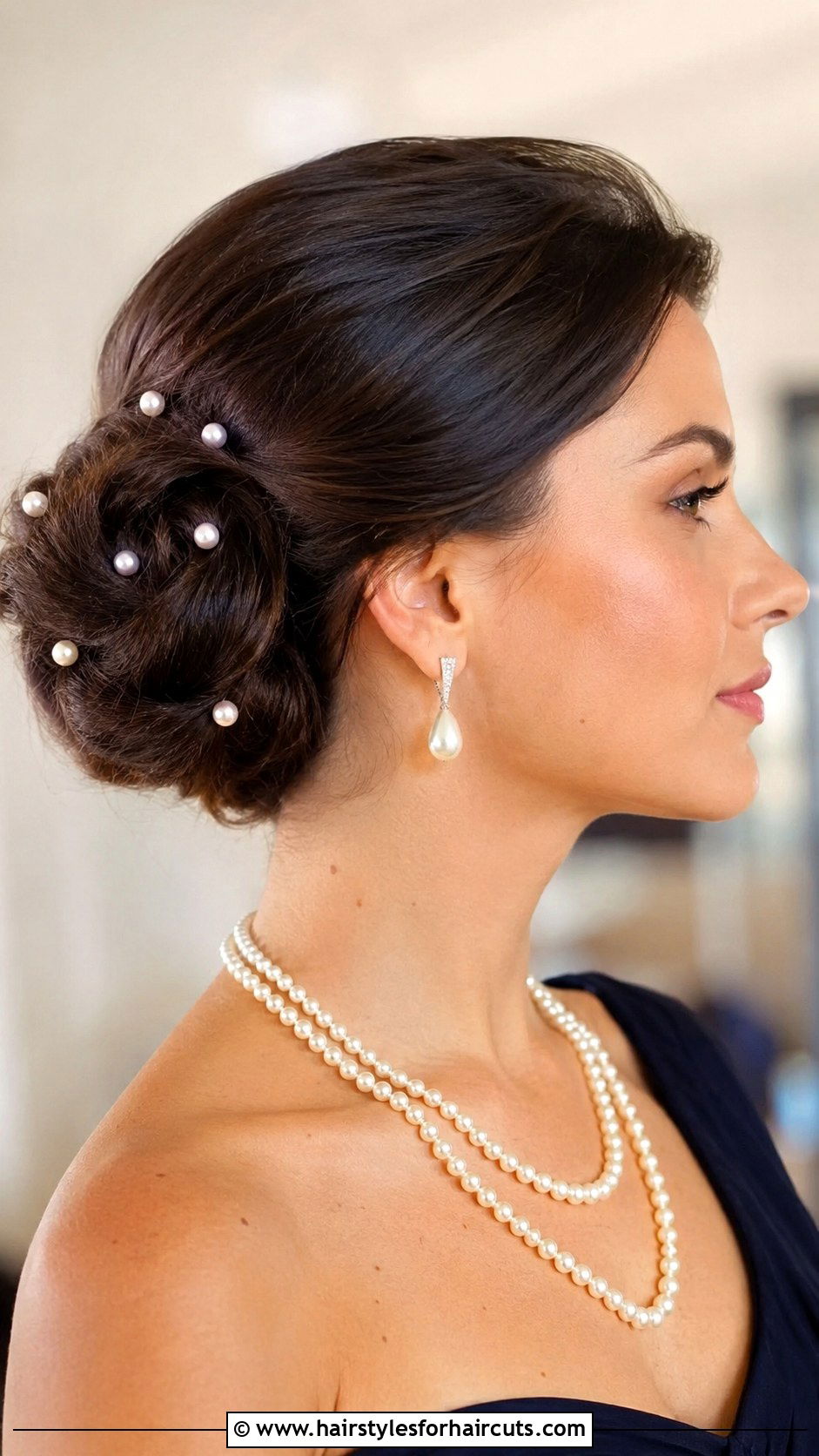 Pearl Bobby Pin Updo - 25 bobby pin hairstyles for long hair - 25 bobby pin hairstyles for long hair