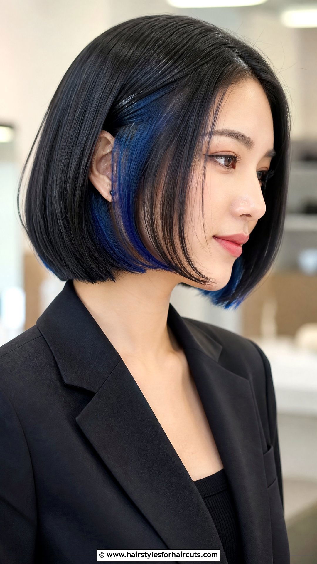 Peekaboo Highlights On Short Bob - 25 peekaboo hairstyles - 25 peekaboo hairstyles