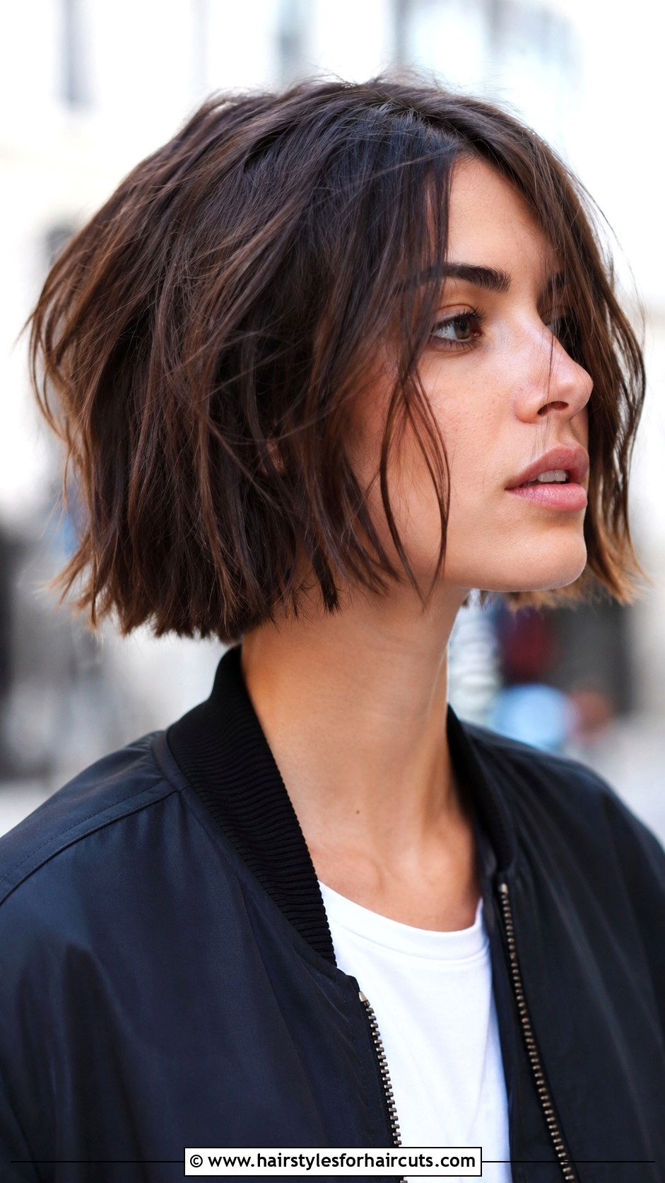 Piecey Chin Length Bob - 25 eager haircuts - 25 eager haircuts