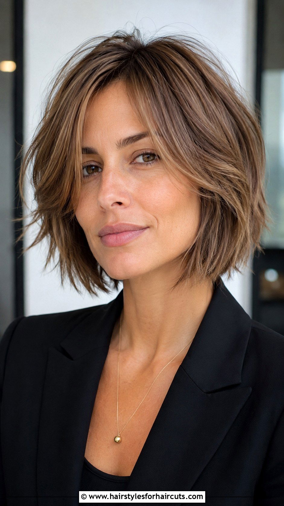 Piecey Layered Bob - 25 medium fine hairstyles - 25 medium fine hairstyles