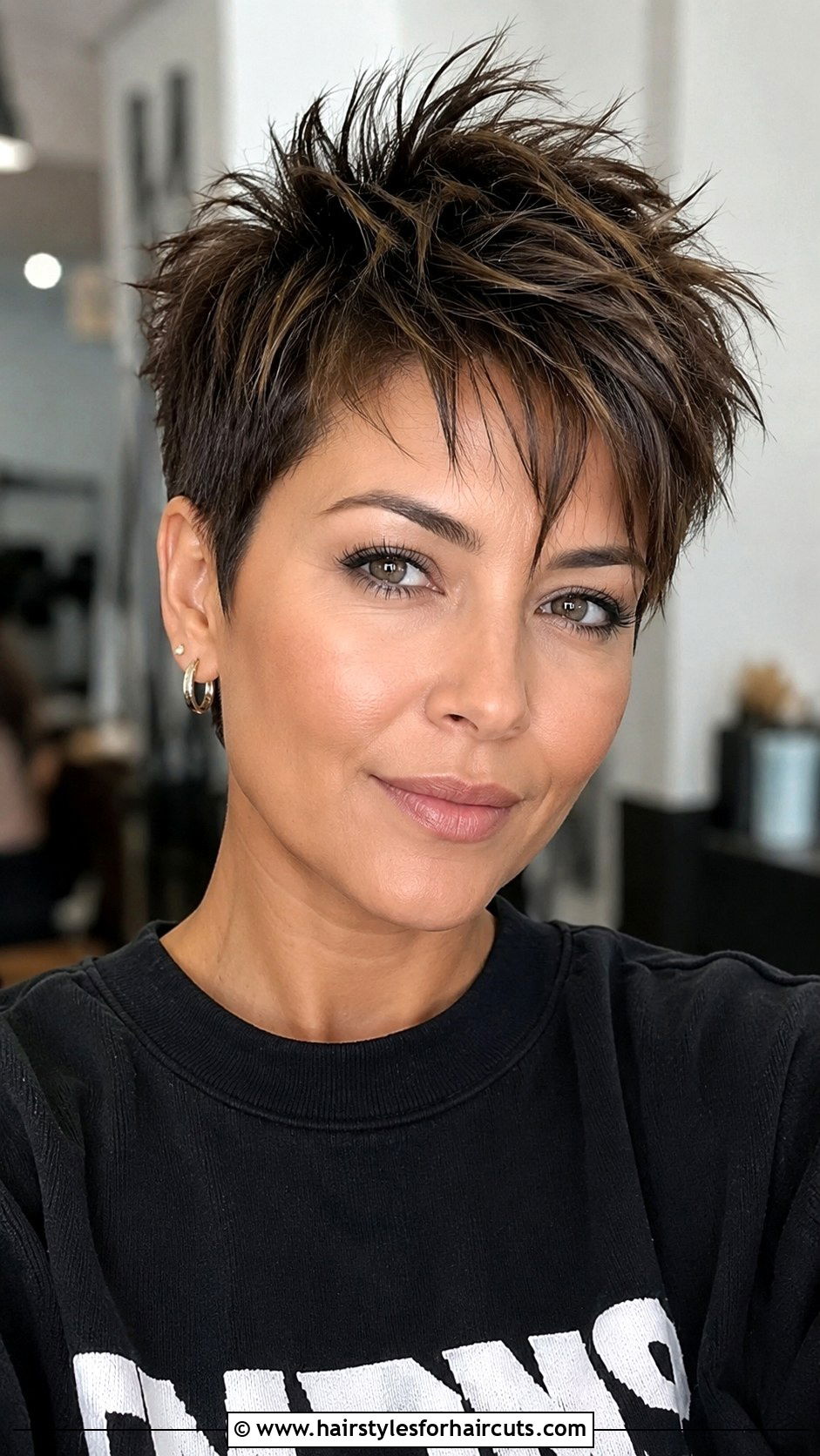 Piecey Pixie - 25 haircuts for straight flat hair - 25 haircuts for straight flat hair