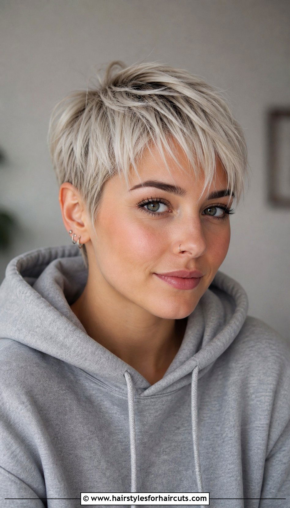 Piecey Pixie Cut - 25 pixie haircuts for women - 25 pixie haircuts for women