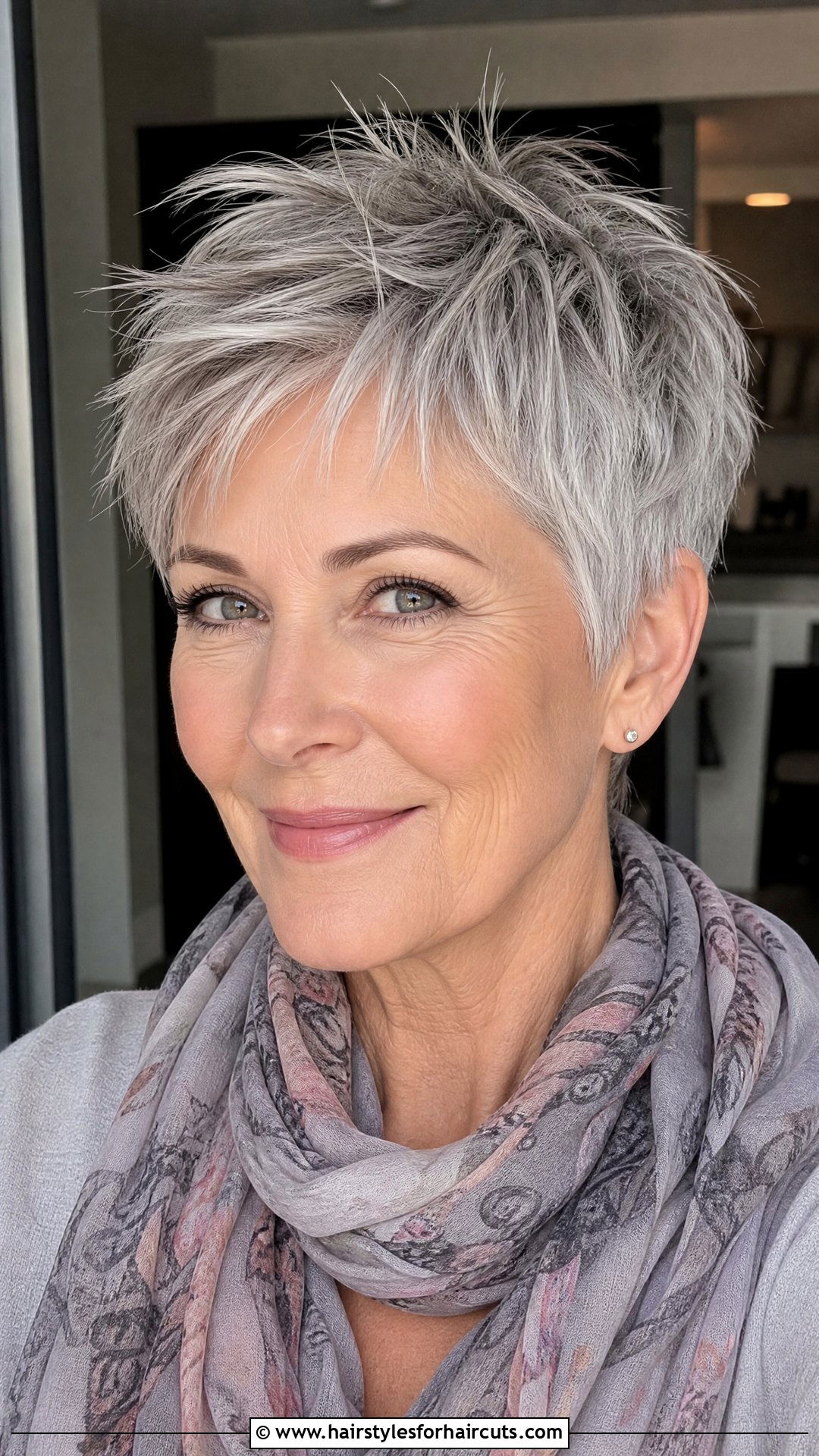 Piecey Pixie Cut - 25 short haircuts for women over 50 - 25 short haircuts for women over 50