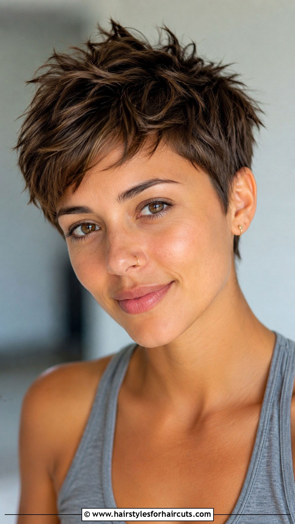 Piecey Pixie Cut - 25 short hairstyles for women with thinning hair - 25 short hairstyles for women with thinning hair
