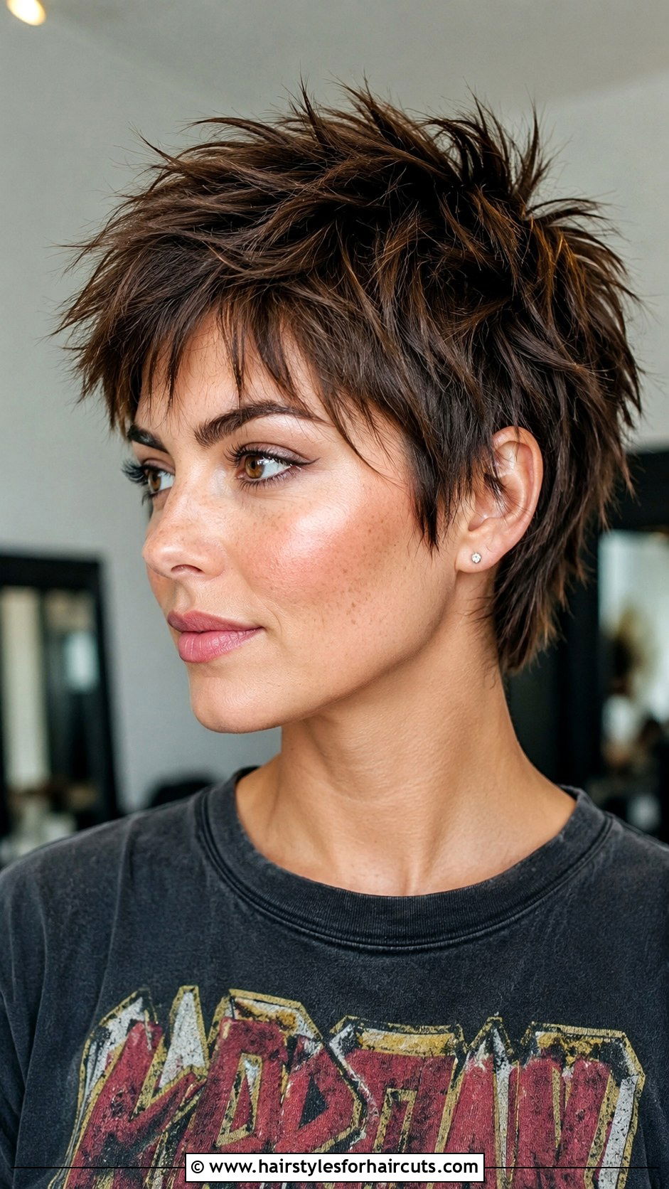 Piecey Pixie Cut - 25 haircuts bar - 25 haircuts bar
