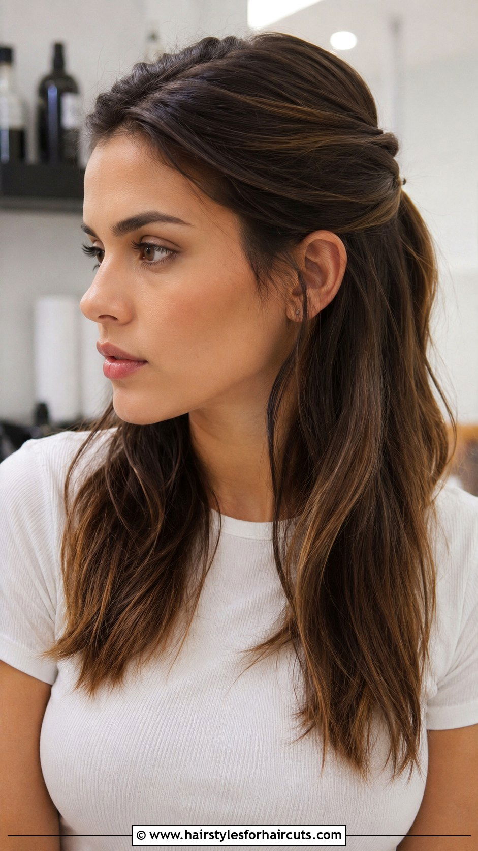 Pin Back Front Sections - 25 work hairstyles for medium hair - 25 work hairstyles for medium hair
