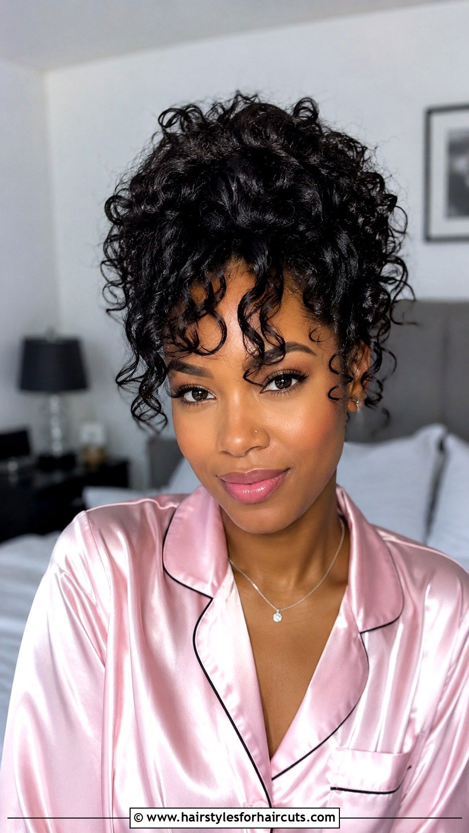 Pineapple Bun - 25 bun hairstyles for short hair - 25 bun hairstyles for short hair