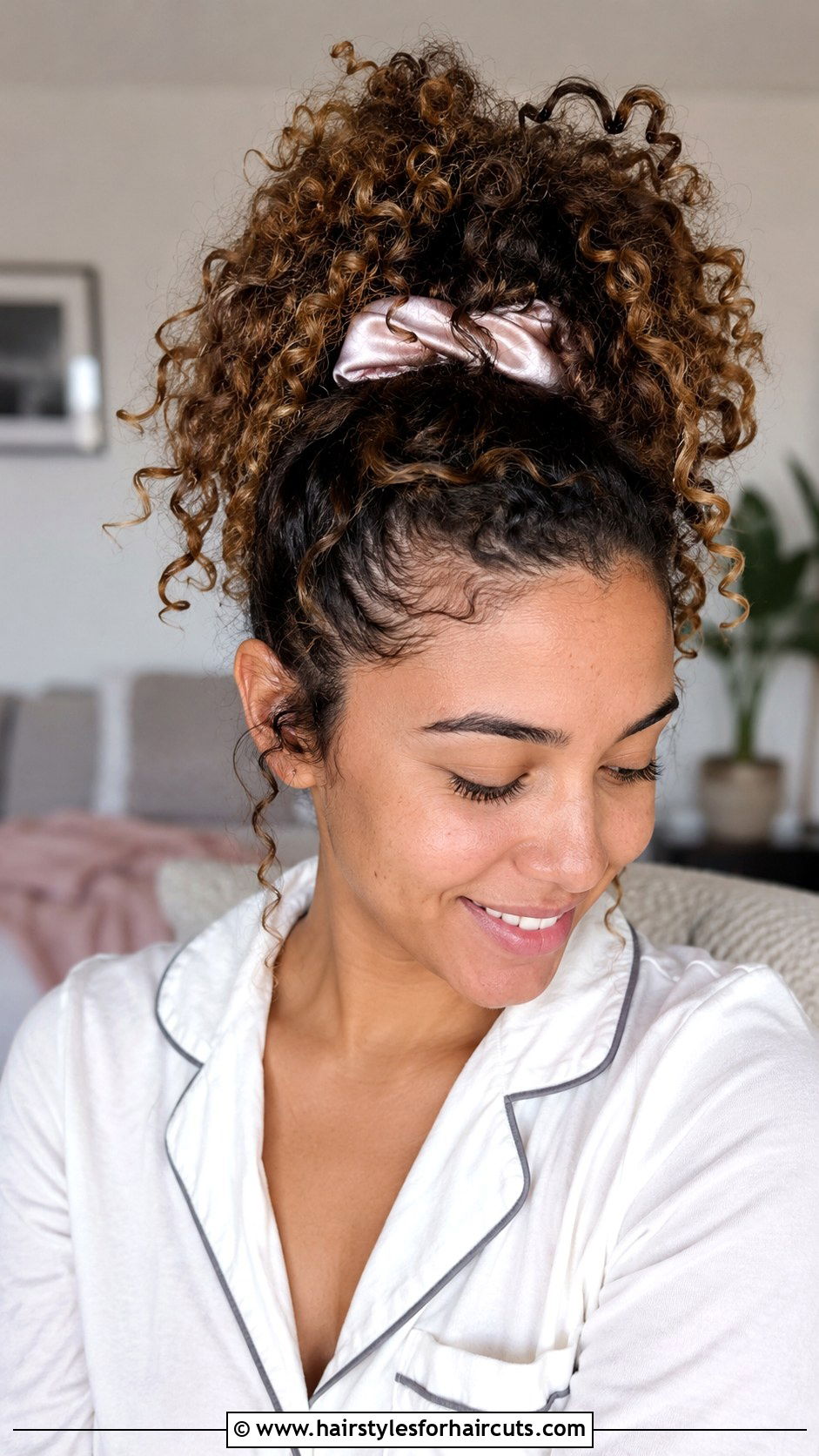 Pineapple Curly Hair - 25 curly hair hairstyles easy - 25 curly hair hairstyles easy